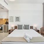 Urban Studio At The Square Tower Jumeirah Village Circle By Deluxe Holiday Homes
